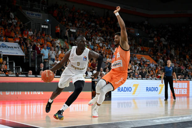 被英甲球队 被英甲球队